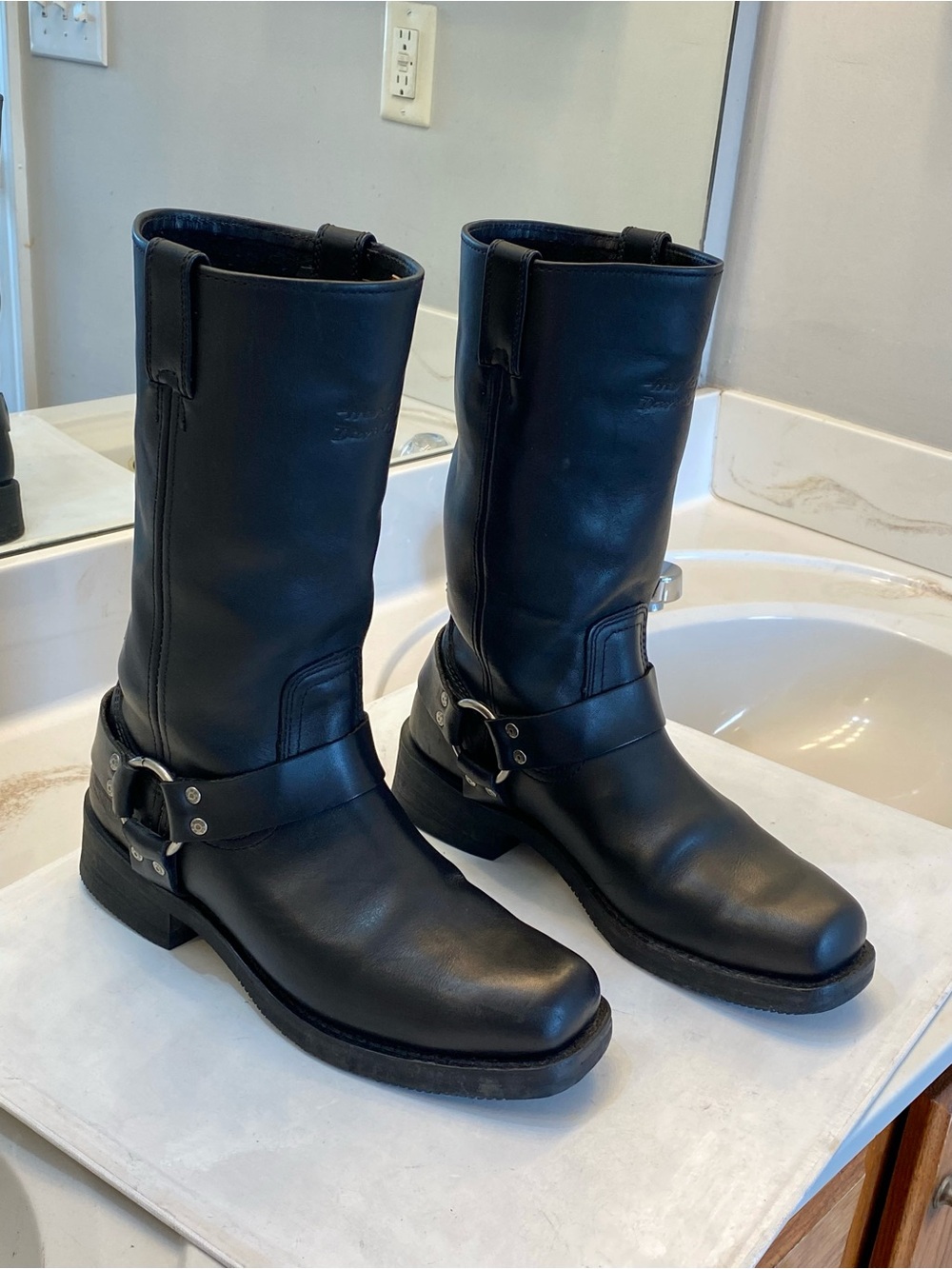 HARLEY DAVIDSON Men’s boots Size 8.5 great condition great bottom clean interior